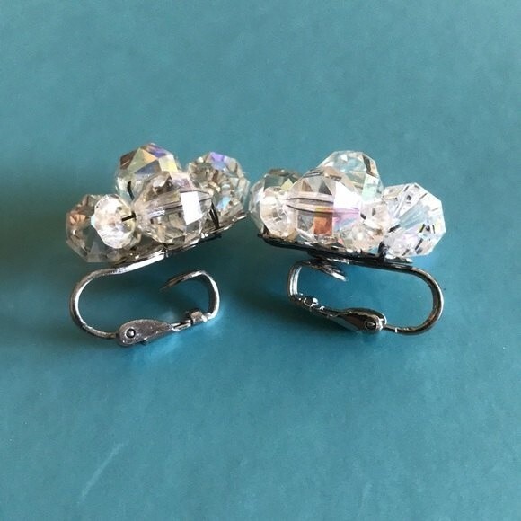 Vintage Aurora Borealis Beaded Crystal Cluster Clip Earrings Silver Tone - Picture 2 of 5